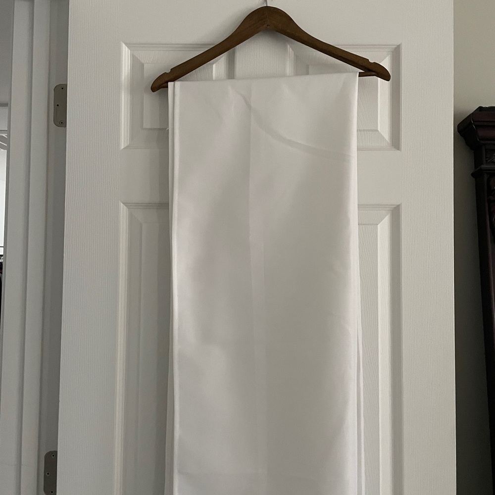 2 curtain panels